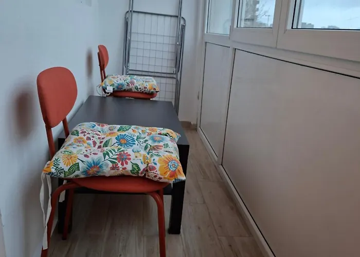 Parliament View 2br Heart Of Free Minibar Apartament Bucureşti