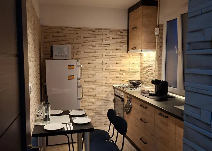 Parliament View 2br Heart Of Free Minibar *