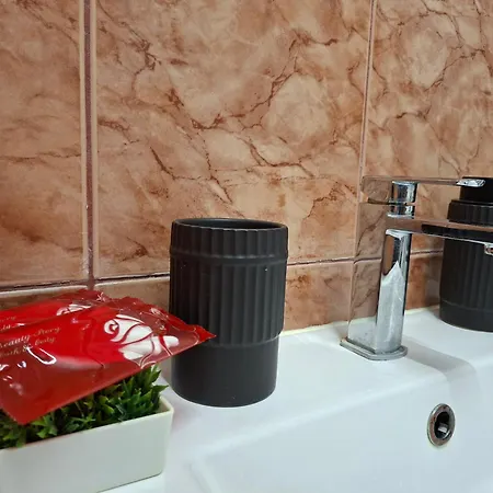 Apartment Parliament View 2br Heart Of Free Minibar