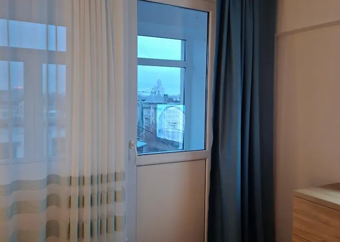 Parliament View 2br Heart Of Free Minibar Appartement Boekarest