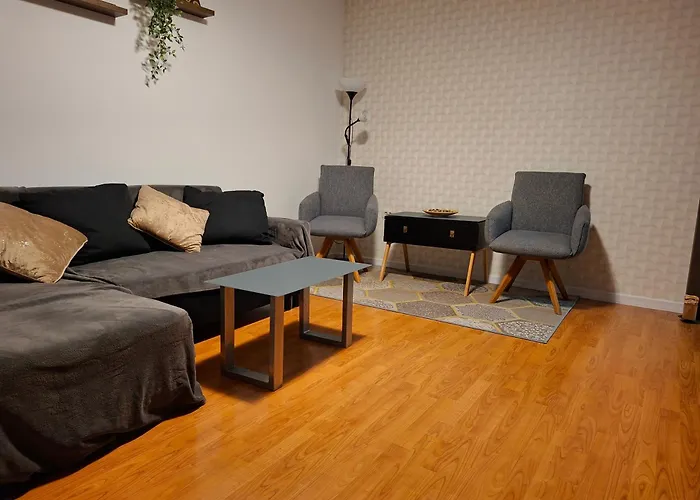 Parliament View 2br Heart Of Free Minibar Apartament *