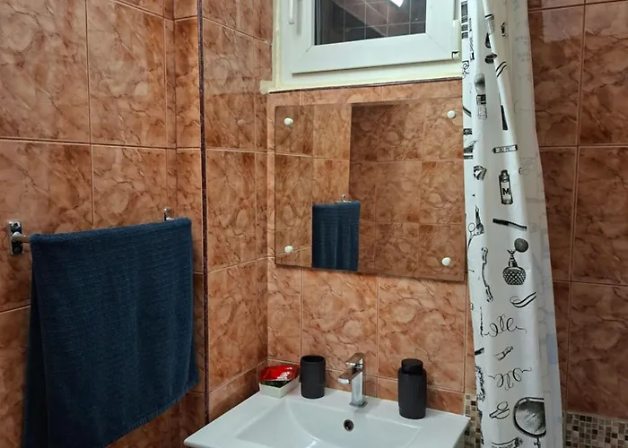 Parliament View 2br Heart Of Free Minibar Διαμέρισμα